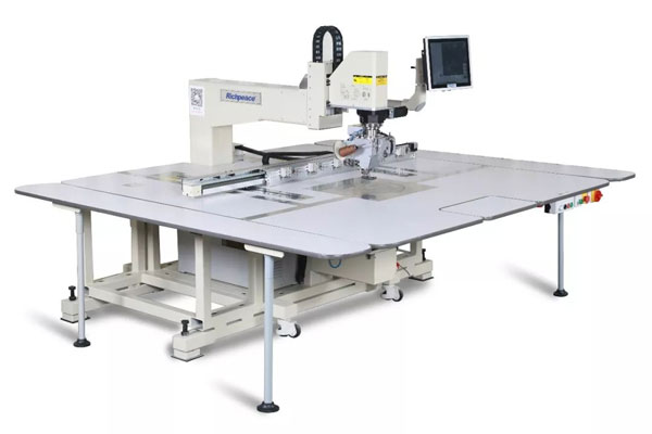 富怡全自動(dòng)360單針縫紉機(jī)展機(jī) 富怡全自動(dòng)360單針縫紉機(jī)展機(jī)