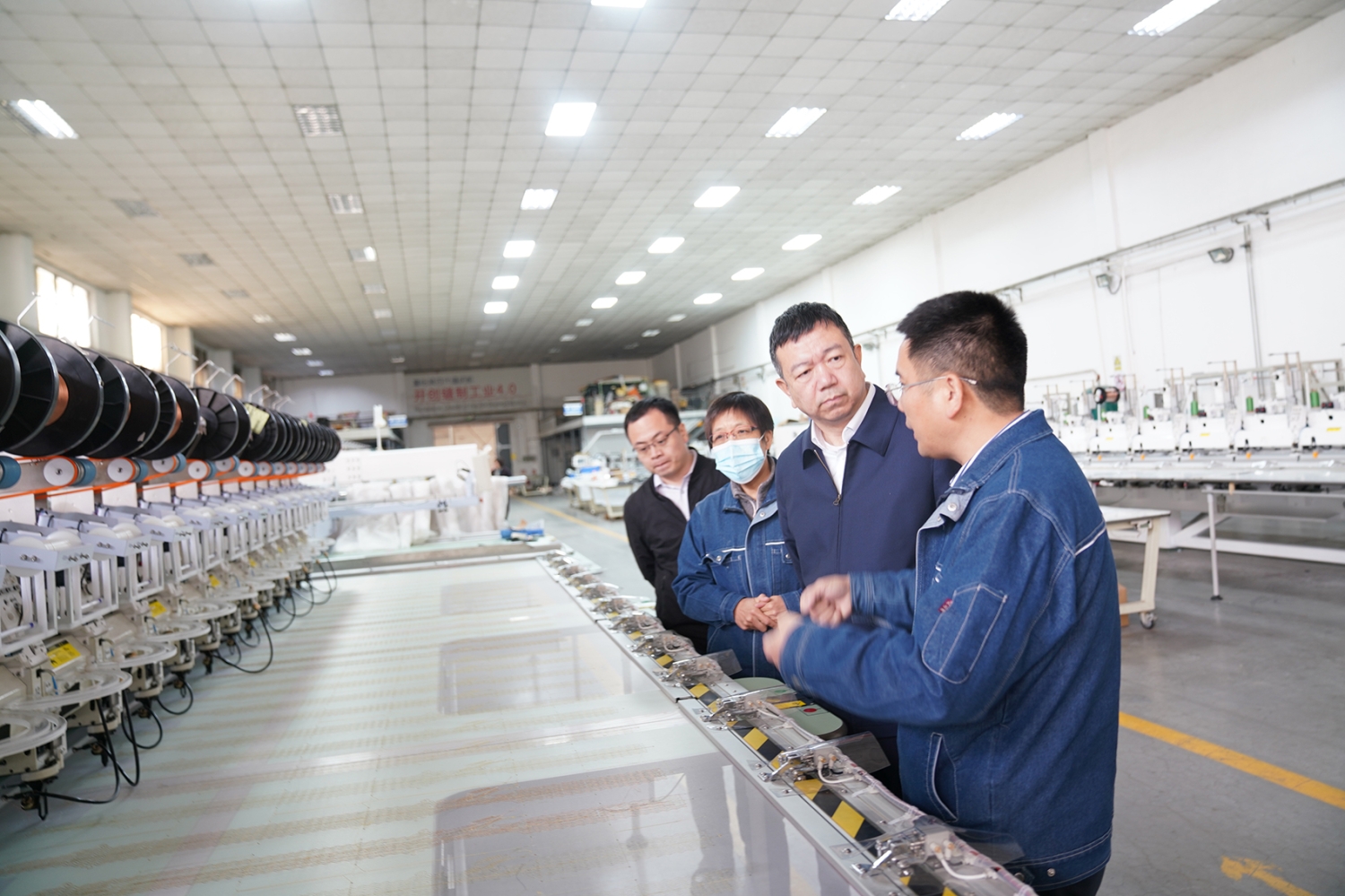 中縫協楊曉京理事長一行蒞臨富怡考察調研! 中縫協楊曉京理事長一行蒞臨富怡考察調研!